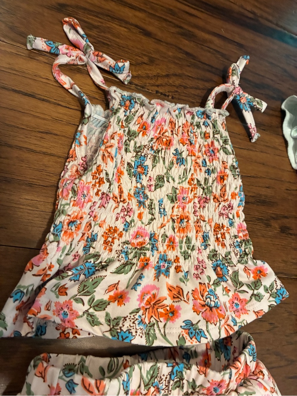 BTween Baby 18-24M Girl's Summer Sets Lot of 2 Tops & Bottoms Very Gently Loved - Picture 3 of 9